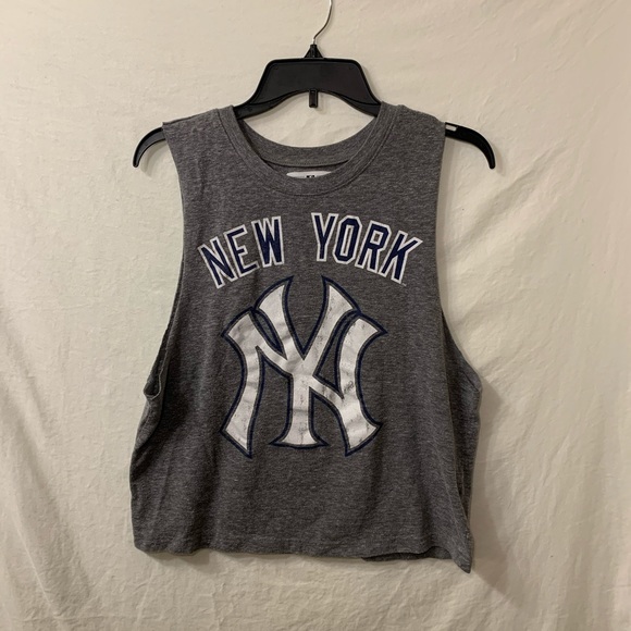 Genuine Merchandise Tops - Genuine Merchandise New York Yankee M Tank Top Genuine Merchandise Tops - Genuine Merchandise New York Yankee M Tank Top
